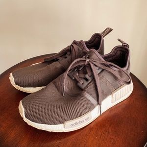 Adidas NMD R1 shoes